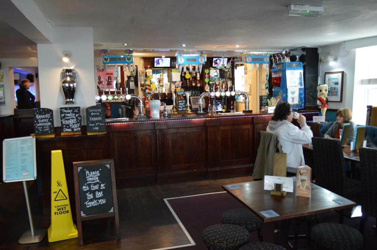 The Marine Pub Hotel Great Yarmouth Exterior photo
